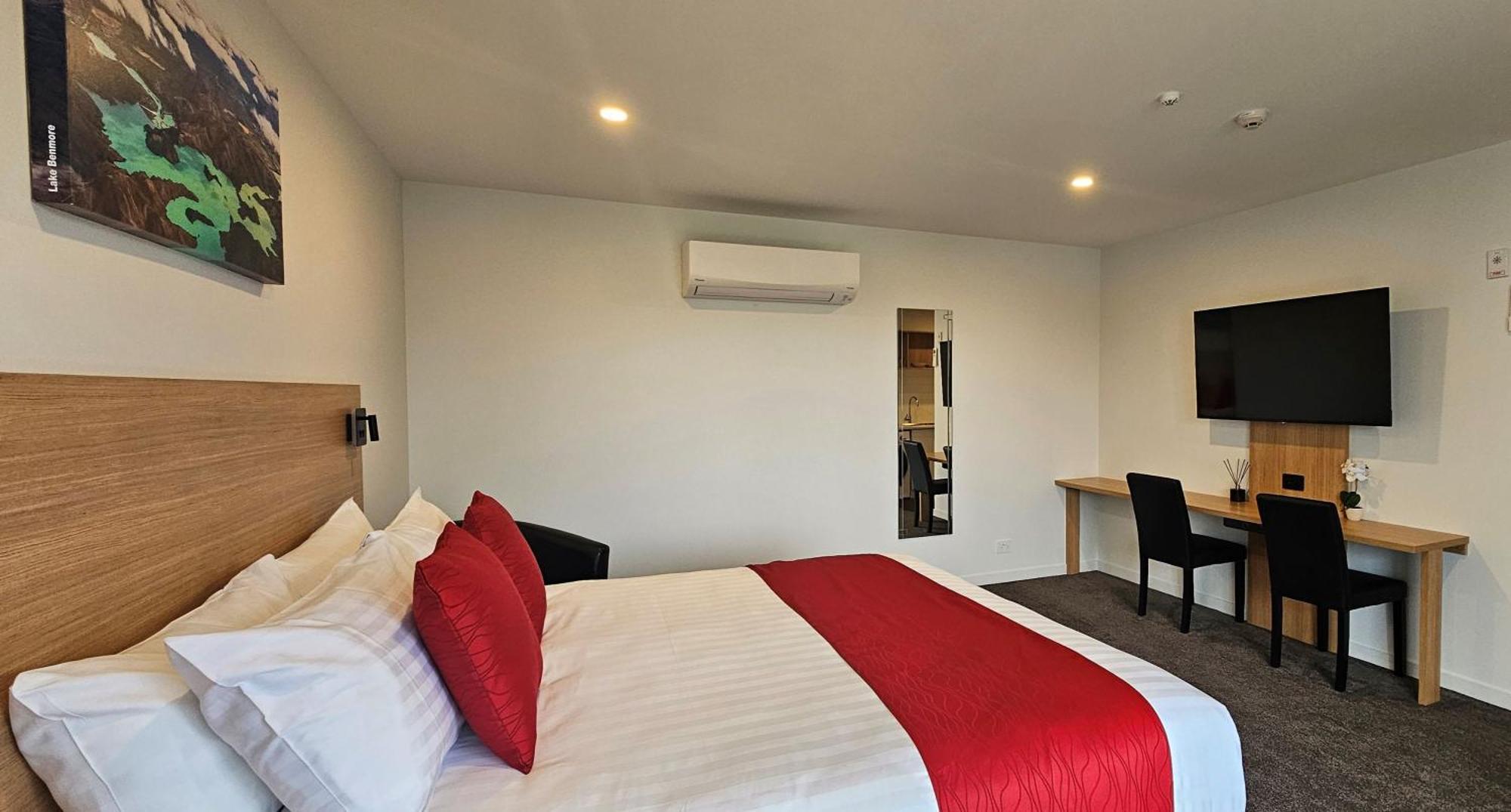 Alps Motel & Apartments ทไวเซิล ภายนอก รูปภาพ